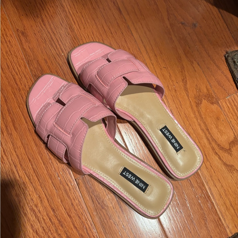 Nine West Pink Slide Sandals brand new never worn.
